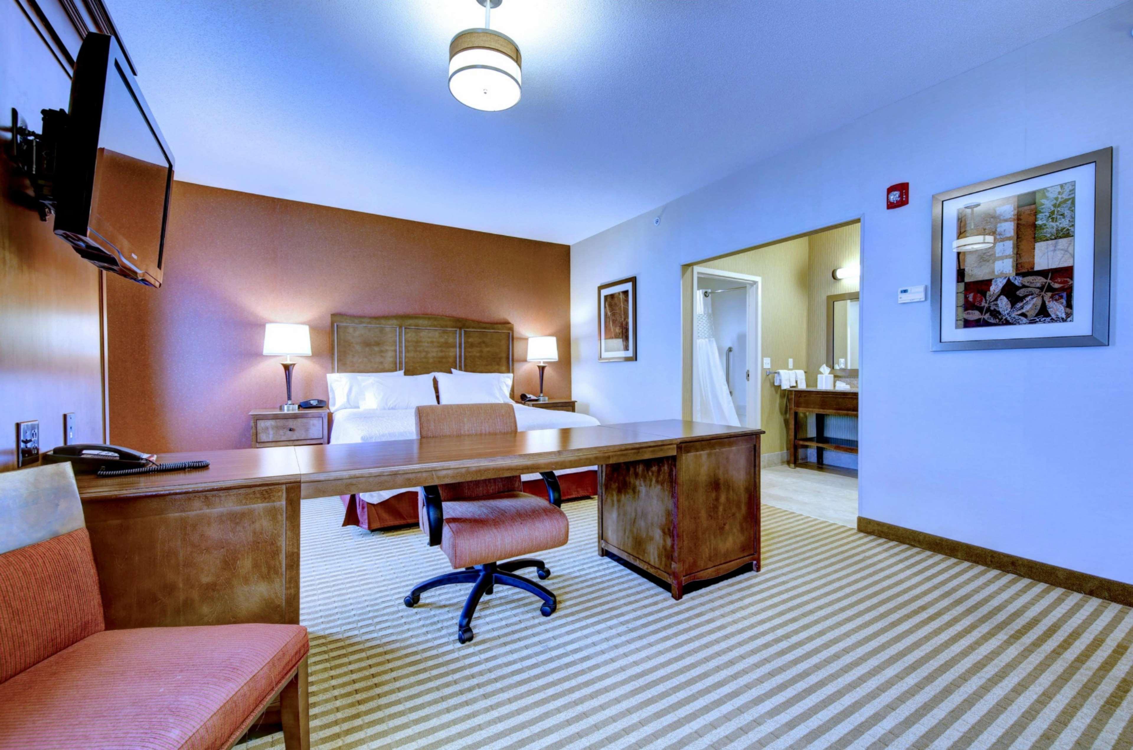 Hampton Inn & Suites Harrisburg Eksteriør billede