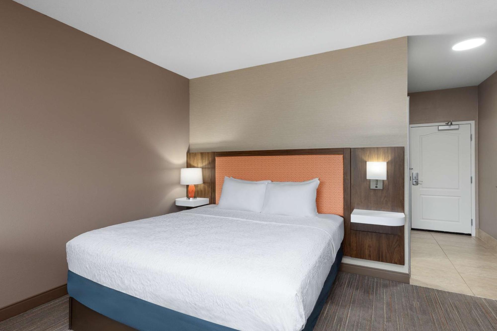 Hampton Inn & Suites Harrisburg Eksteriør billede